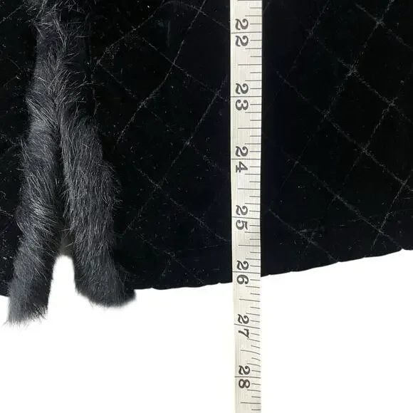 Chico's Black Quilted Velvet Rabbit Fur Trim Vest Womens Sz 1 (M) Brocade Lined - Picture 7 of 8